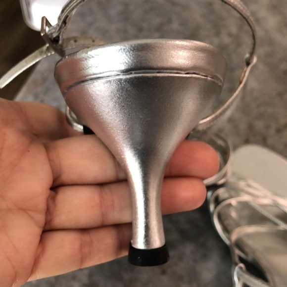 NWOT! - STUART WEITZMAN Silver Strappy Heels - Picture 9 of 13